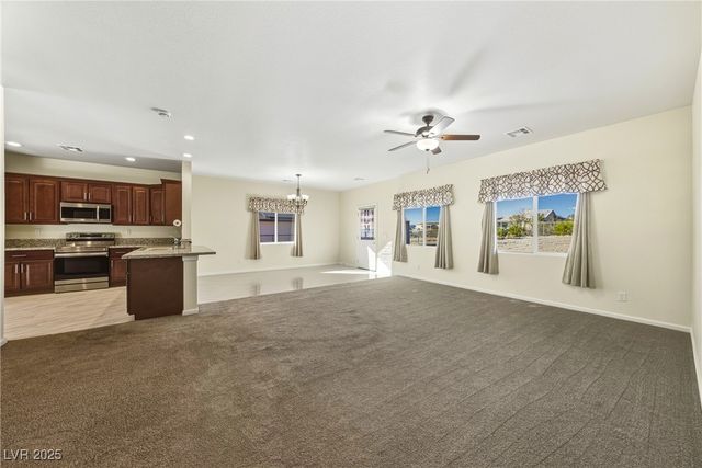 880 Fort Carson Road, Pahrump, NV 89060