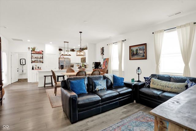 2543 Maricopa Boulevard, Whitestown, IN 46075