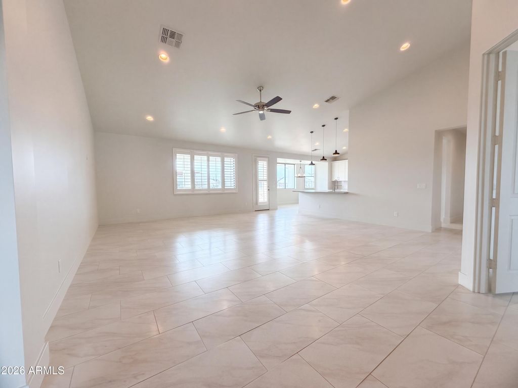 3229 W SILVERDALE Road, San Tan Valley, AZ 85144 — photo 3