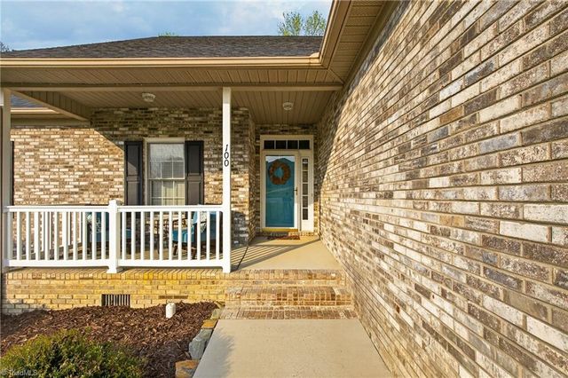 100 Alison Lane, Archdale, NC 27263