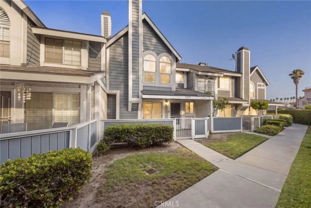 12205 Foster Road, Norwalk, CA 90650
