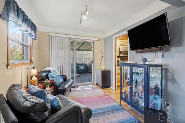 267 Willis Road, Saline, MI 48176