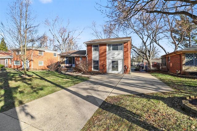 267 Willis Road, Saline, MI 48176