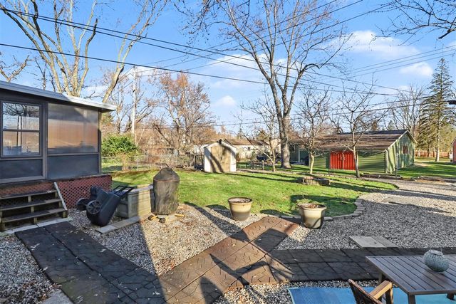 267 Willis Road, Saline, MI 48176