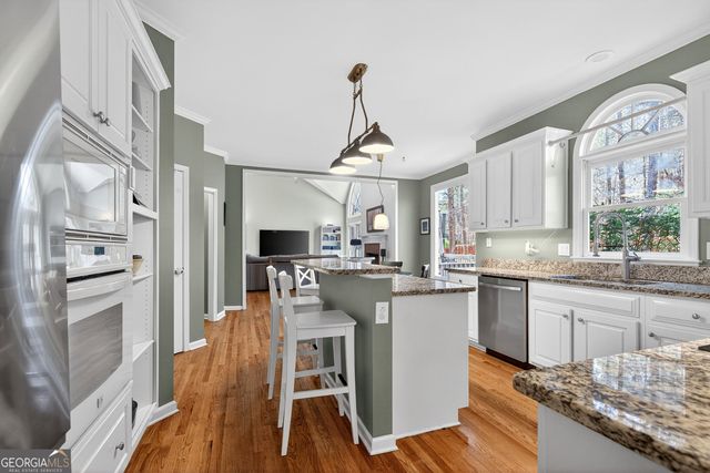 105 Cadencia Court, Fayetteville, GA 30215