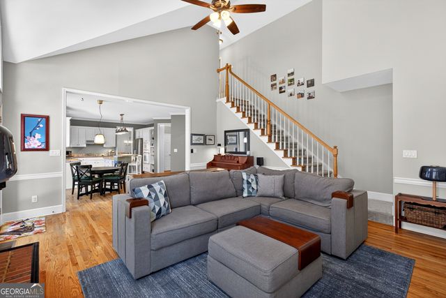 105 Cadencia Court, Fayetteville, GA 30215