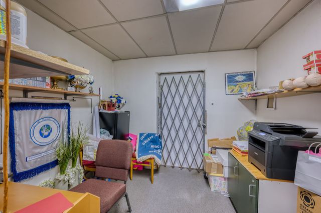 1457 W Blackhawk Street, Chicago, IL 60642