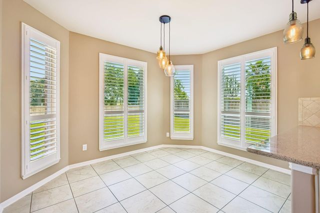 2306 Lakeway Drive, Friendswood, TX 77546