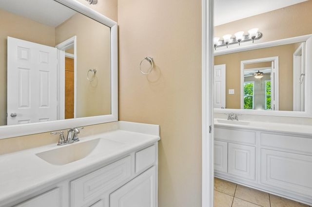 2306 Lakeway Drive, Friendswood, TX 77546