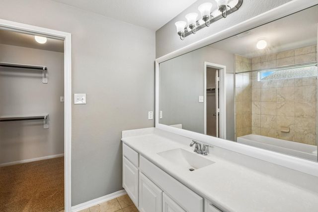 2306 Lakeway Drive, Friendswood, TX 77546