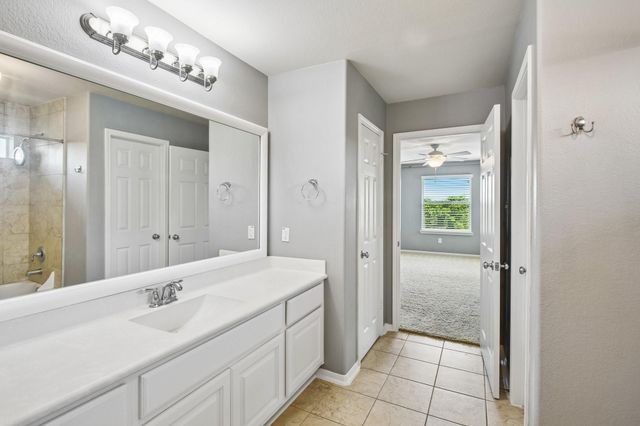 2306 Lakeway Drive, Friendswood, TX 77546