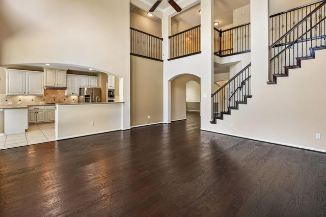 2306 Lakeway Drive, Friendswood, TX 77546