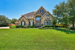 2306 Lakeway Drive, Friendswood, TX 77546