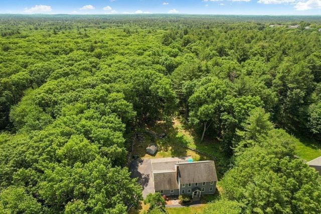 83 Willow Ridge Rd, North Andover, MA 01845