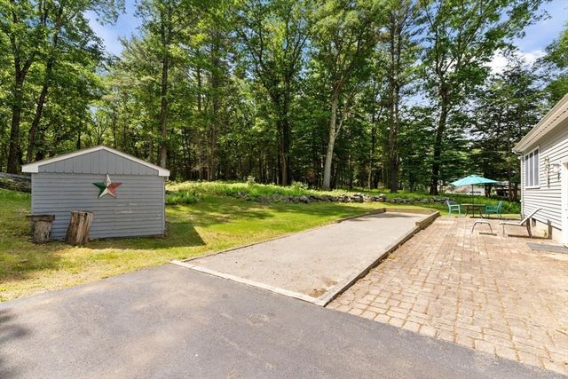 83 Willow Ridge Rd, North Andover, MA 01845