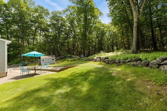83 Willow Ridge Rd, North Andover, MA 01845