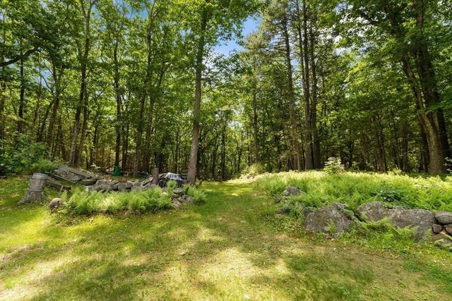 83 Willow Ridge Rd, North Andover, MA 01845