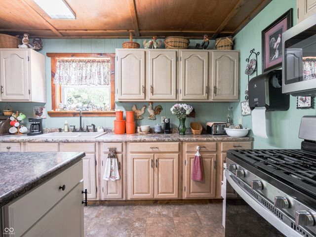 7208 Parsons Way, Mooresville, IN 46158