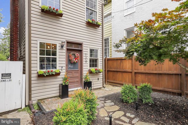 124 CHURCH ST, New Windsor, MD 21776