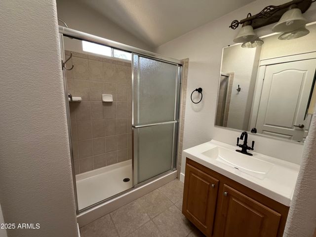 10960 N 67th Avenue 118, Glendale, AZ 85304