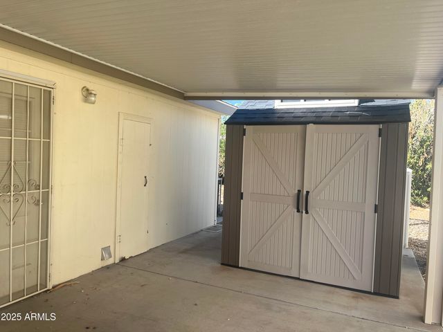 10960 N 67th Avenue 118, Glendale, AZ 85304