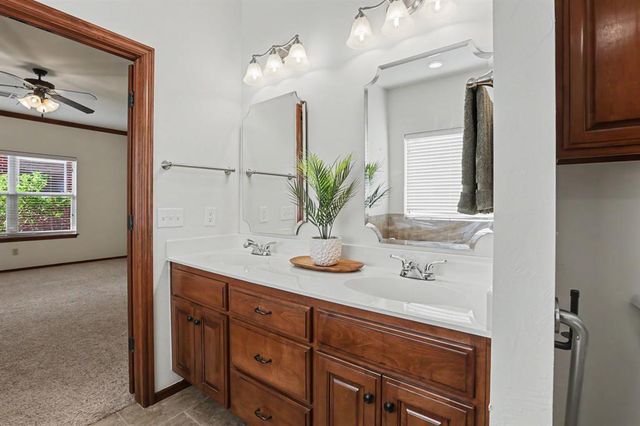 12600 N Rockwell Avenue 54, Oklahoma City, OK 73142