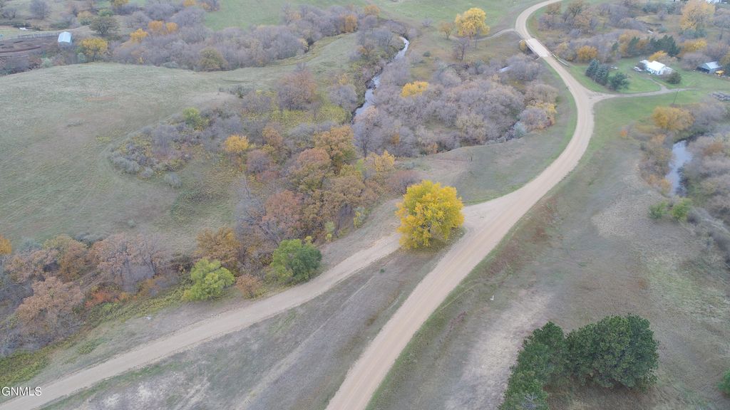 1965 County Road 137, Mandan, ND 58554 photo 5