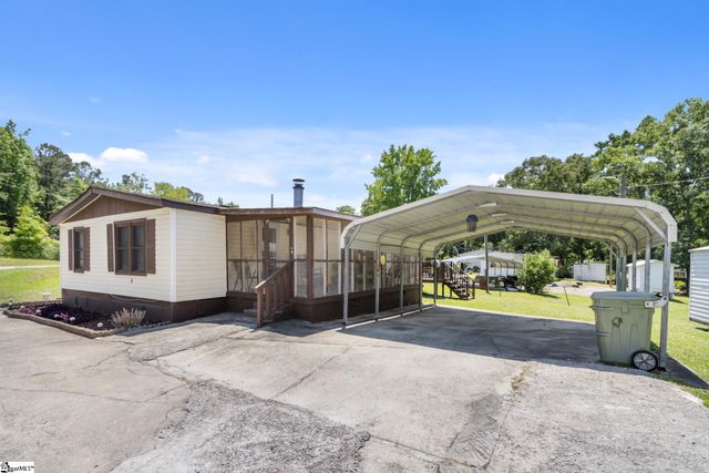 111 Lewis Street, Clinton, SC 29325