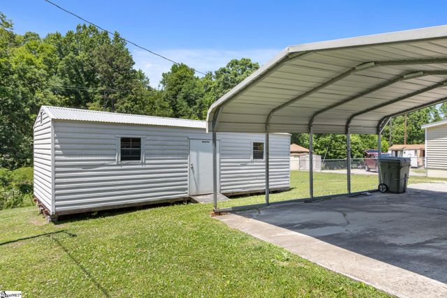 111 Lewis Street, Clinton, SC 29325