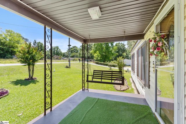 111 Lewis Street, Clinton, SC 29325