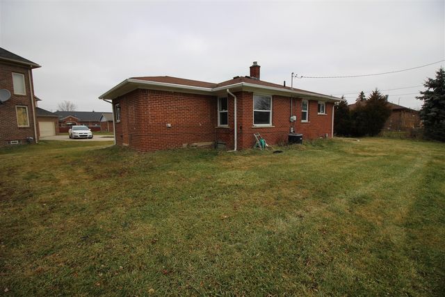 3816 Pokley Court, Sterling Heights, MI 48310