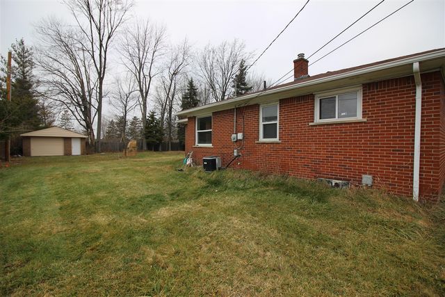 3816 Pokley Court, Sterling Heights, MI 48310