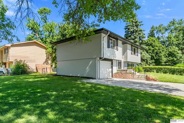 2118 S 122nd Avenue, Omaha, NE 68144