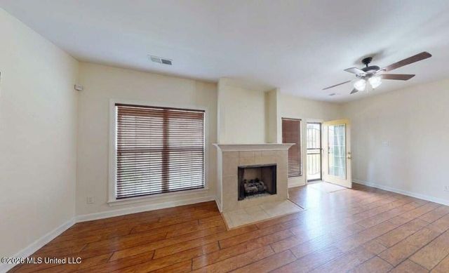 1326 Arbor Lake Drive, Horn Lake, MS 38637