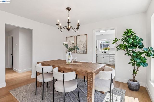9946 Dante Ave, Oakland, CA 94603