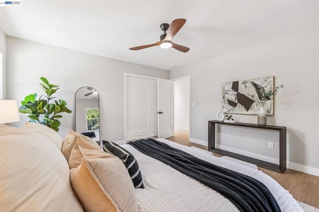 9946 Dante Ave, Oakland, CA 94603