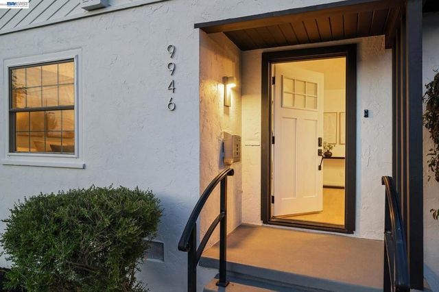 9946 Dante Ave, Oakland, CA 94603