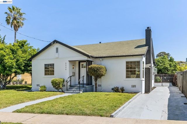 9946 Dante Ave, Oakland, CA 94603