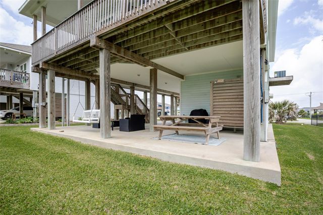 22017 Zachary Drive, Galveston, TX 77554