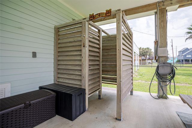 22017 Zachary Drive, Galveston, TX 77554