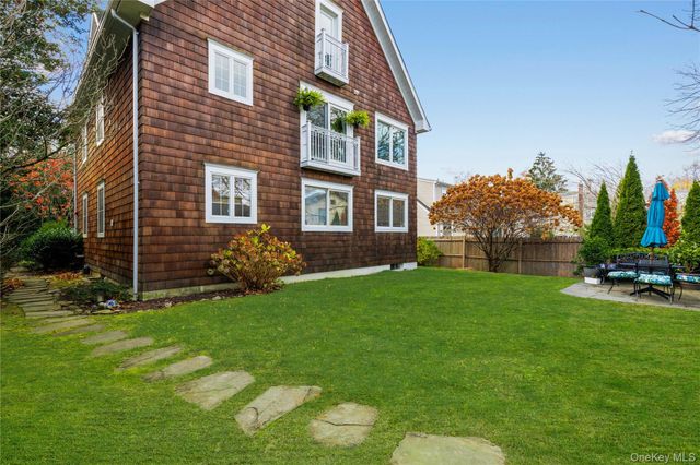 2 GOLDWIN Street 2, Rye, NY 10580