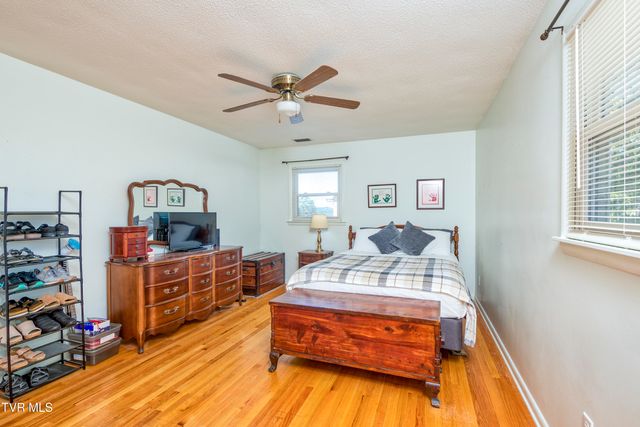 14143 Willow Lane, Bristol, VA 24202