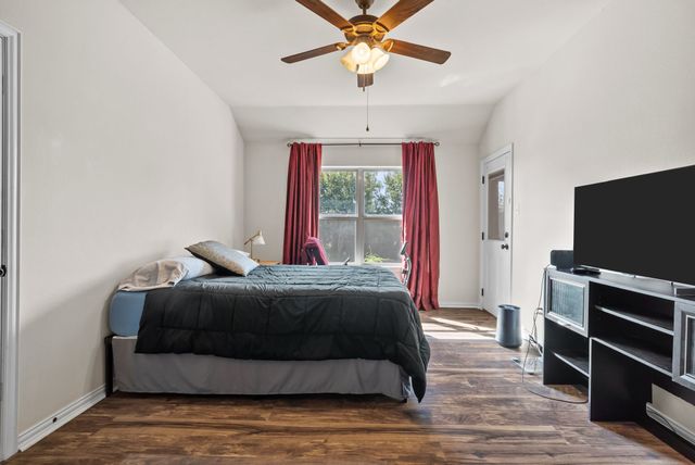 1261 Newcastle Drive, Weatherford, TX 76086