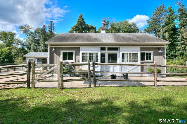 160 Cedar Road, Fairfield, CT 06890