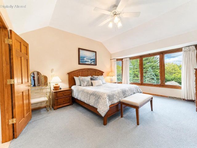 N53W27843 Hanover Hill ROAD, Sussex, WI 53089