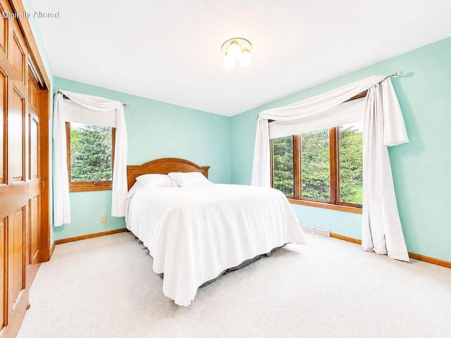 N53W27843 Hanover Hill ROAD, Sussex, WI 53089