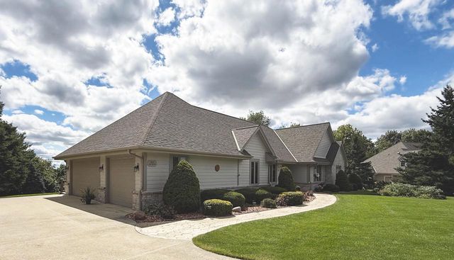 N53W27843 Hanover Hill ROAD, Sussex, WI 53089