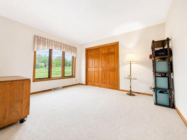 N53W27843 Hanover Hill ROAD, Sussex, WI 53089