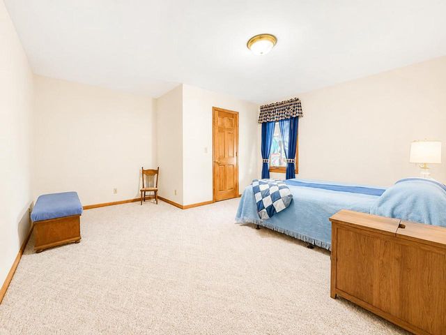 N53W27843 Hanover Hill ROAD, Sussex, WI 53089