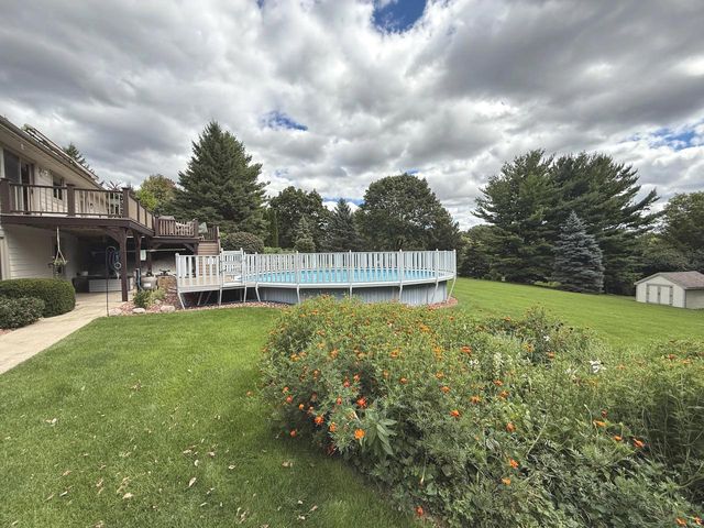 N53W27843 Hanover Hill ROAD, Sussex, WI 53089